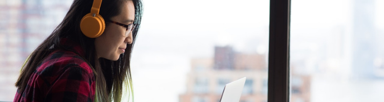 blog header for virtual team-building activities