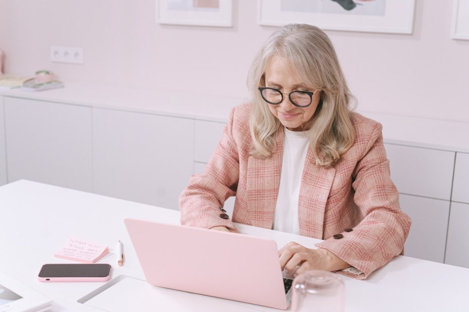 5 Ways to Use Email for Visitor Management